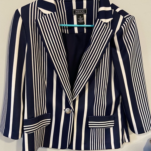 NYCC Navy Blue & White Striped Short Waist Blazer Size M - Picture 1 of 3